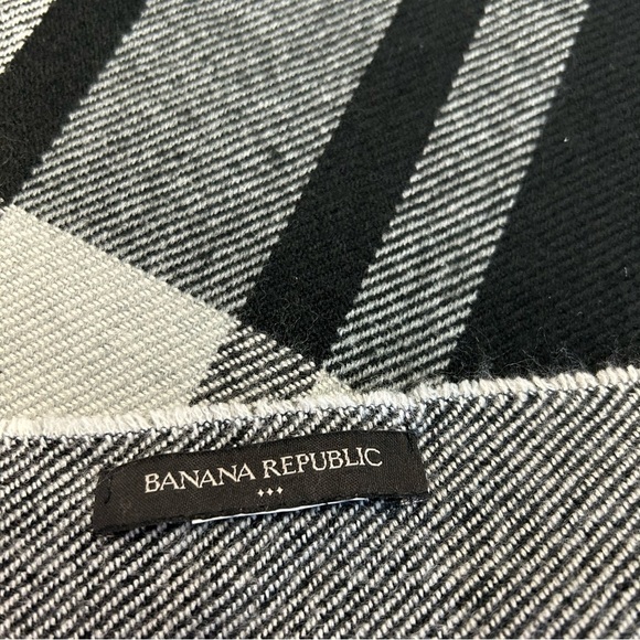 BANANA republic black gray ivory white blanket scarf unisex - Picture 3 of 6